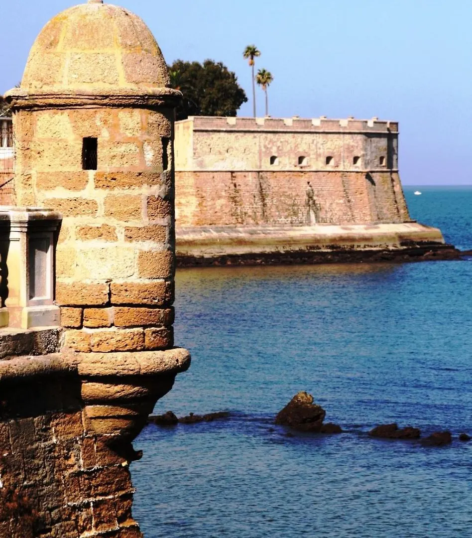 Alojamientos Cadiz Sol 0*,  Spain