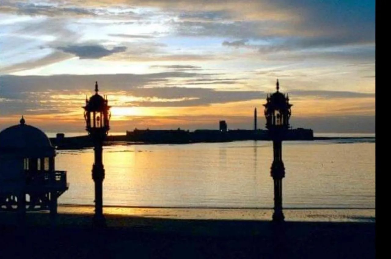 Apartment Alojamientos Cadiz Sol Spain